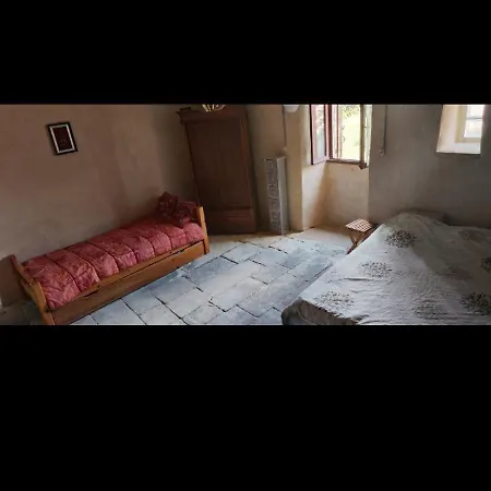 Holiday home Maison De Village Ardechoise A Les Vans